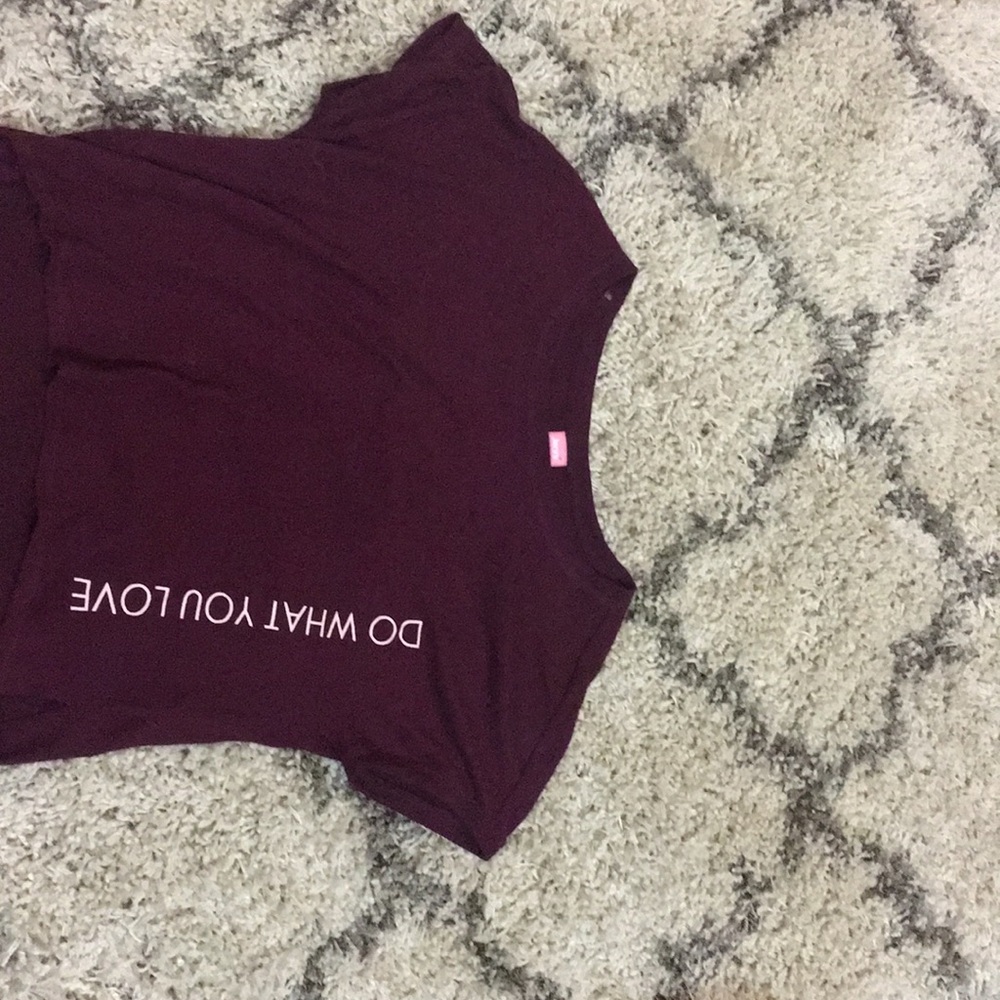 Soft thin cropped tee